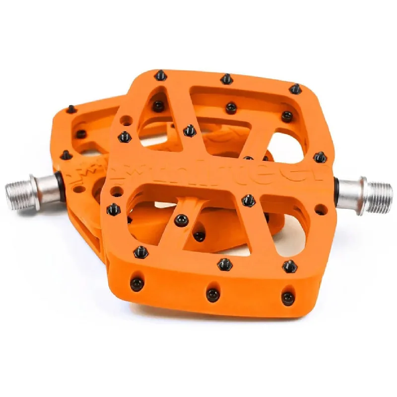 bicycle valve efficiency-E*Thirteen Base Flat MTB Pedals Composite - Orange